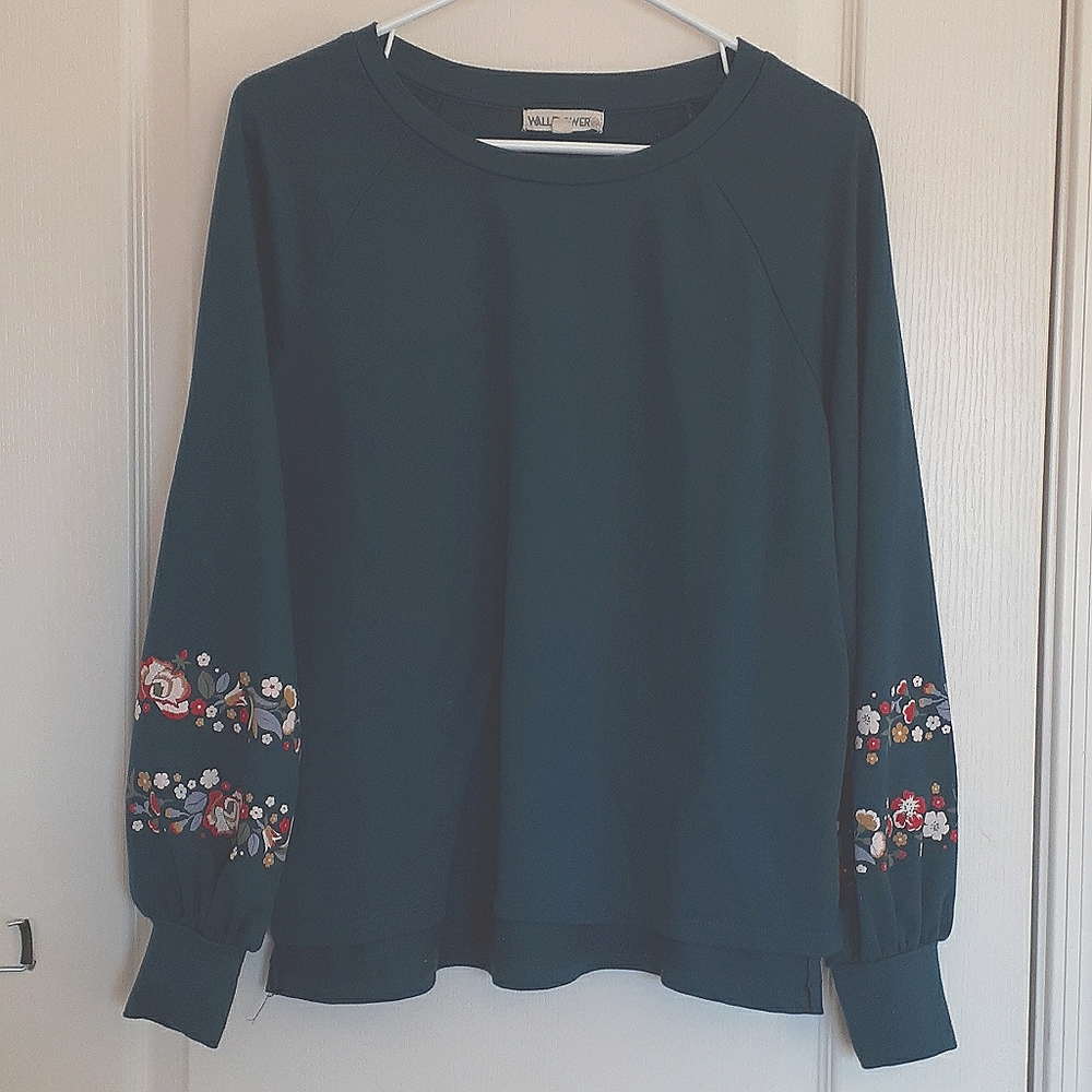 Wallflower Emerald Green Floral Balloon Sleeve Top